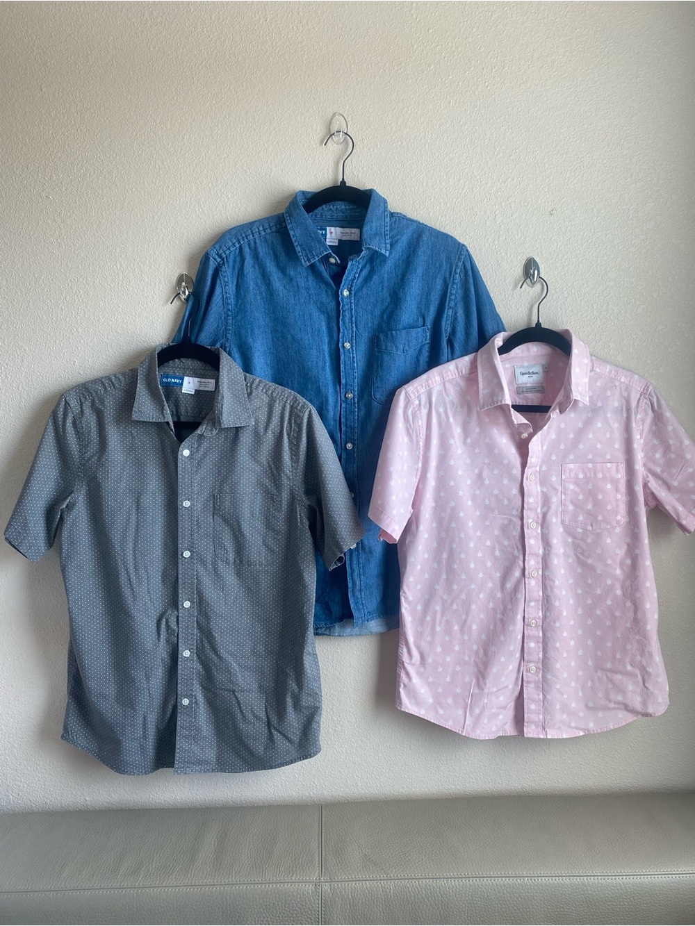Men's Short-Sleeve button up polos